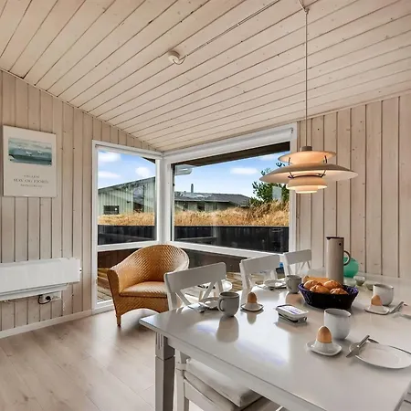 Julan - 600m From The Sea By Interhome Feriehus